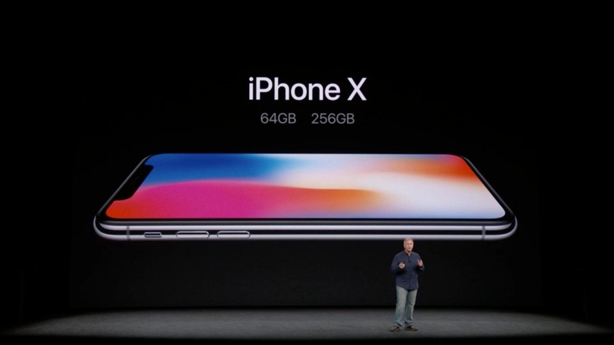 Lượng sản xuất iPhone X trong quí I năm 2018 chỉ còn 30 triệu chiếc, thay vì 50 triệu như dự tính do đơn đặt hàng giảm.