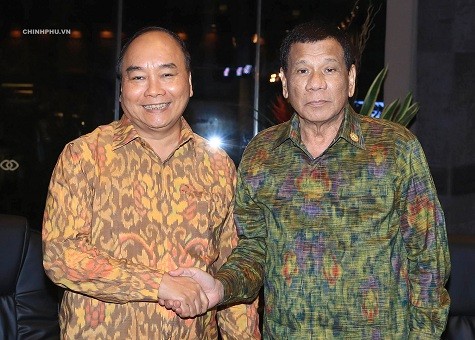 Thủ tướng Nguyễn Xuân Phúc đã gặp song phương với Tổng thống Philippines Rodrigo Roa Duterte. Ảnh: VGP
