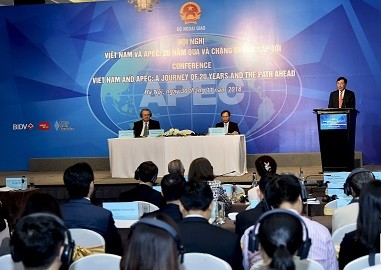 Phó Thủ tướng, Bộ trưởng Ngoại giao Phạm Bình Minh phát biểu tại hội nghị. Ảnh: BQT