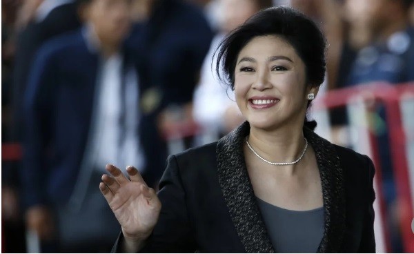 Cựu Thủ tướng Thái Lan Yingluck Shinawatra được cho là bỏ trốn khỏi Thái Lan bằng đường bộ qua Campuchia và sử dụng hộ chiếu Campuchia.