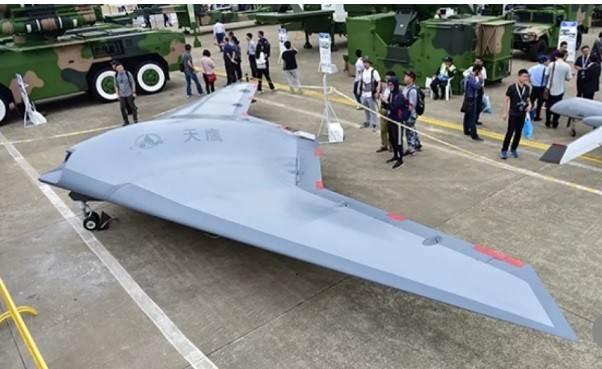 Máy bay không người lái tàng hình Sky Hawk tại triển lãm hàng không Trung Quốc.