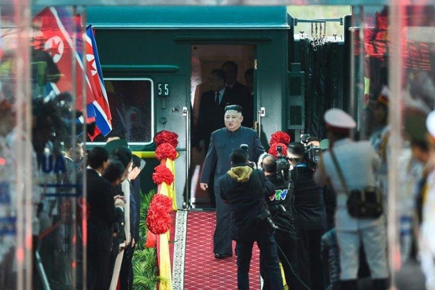 New Strait Times: 'Chủ tịch Kim Jong Un được chào đón bằng thảm đỏ'