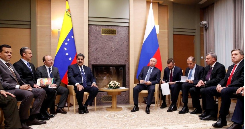 Tổng thống Nga Vladimir Putin gặp gỡ Tổng thống Venezuela Nicolas Maduro tại Moscow năm 2018.