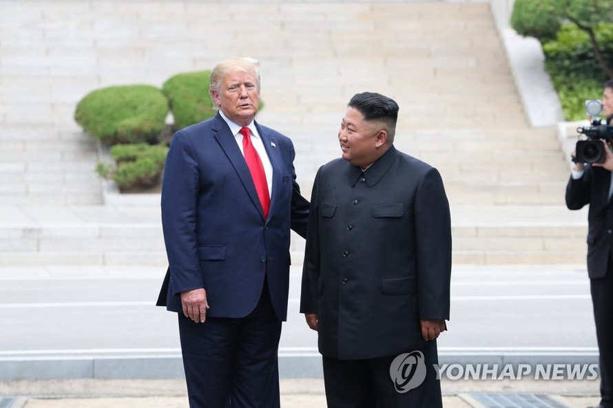 Tổng thống Mỹ Donald Trump vẫn mong muốn tiếp tục đàm phán với nhà lãnh đạo Triều Tiên Kim Jong-un.