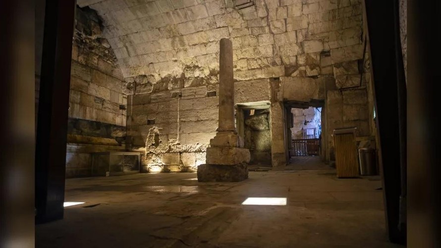 Khai quật được tòa nhà tráng lệ thời La Mã tại Israel 