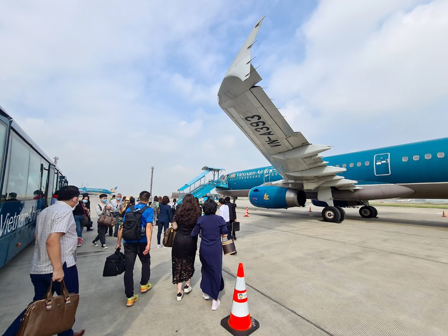 Vé máy bay 1 số chặng tới điểm du lịch nổi tiếng, đặc biệt là Phú Quốc đã bắt đầu hết vé, hoặc chỉ còn vé giá cao. Ảnh minh hoạ.