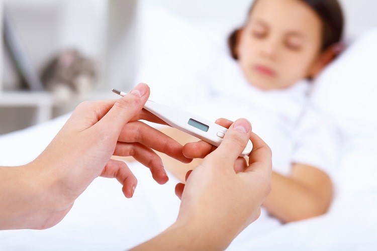 Trẻ hay ốm vặt có thể đã bị mắc bệnh suy giảm miễn dịch. Ảnh minh hoạ: Internet