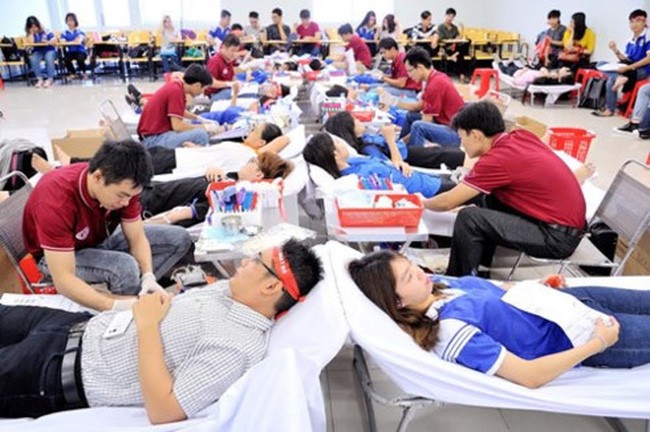 Từ 11/2018, người hiến máu tình nguyện được chọn gói khám bệnh. Ảnh: Internet