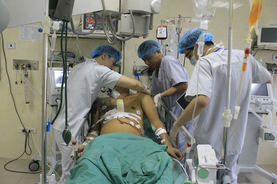 Bệnh nhân vỡ tim đã được các BS Bệnh viện E TƯ cứu sống 