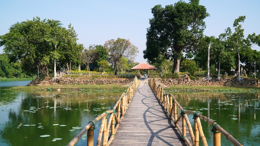 Danh thắng hồ Tịnh Tâm (Huế) hoàn thành chỉnh trang, với cảnh sắc đầy sức thu hút.