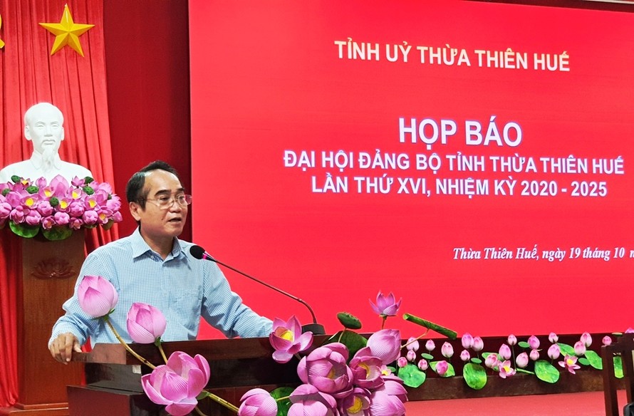 Ông Bùi Thanh Hà, Phó Bí thư Thường trực Tỉnh ủy TT-Huế, cho biết, tại đại hội lần này sẽ không tặng quà lưu niệm cho đại biểu, nhằm tránh gây lãng phí không cần thiết.