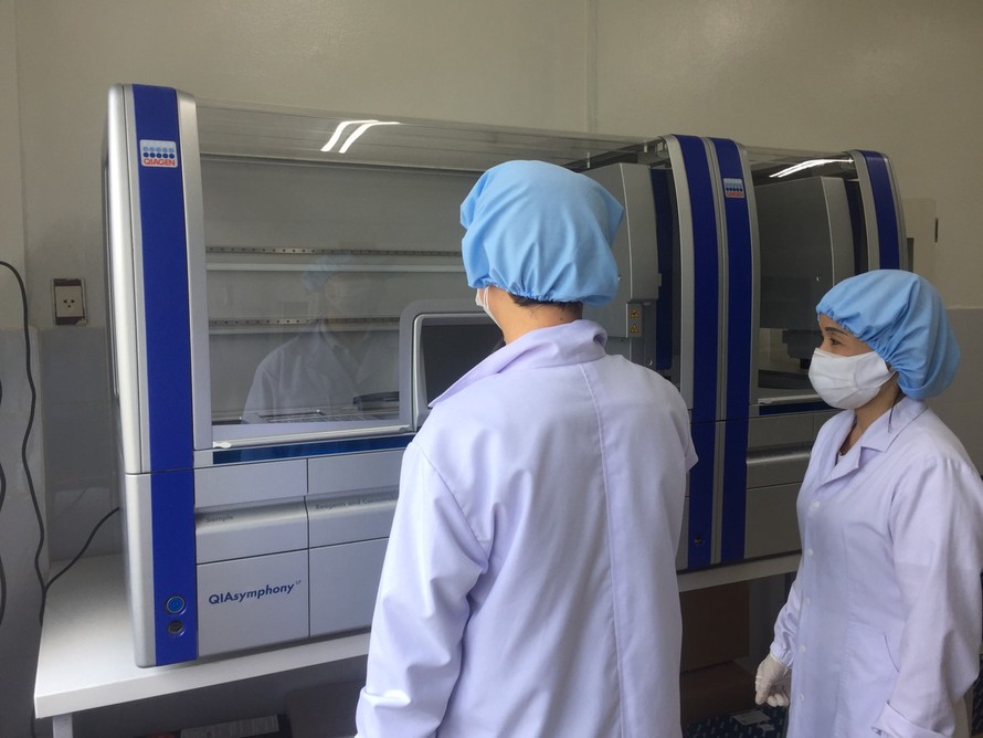 Máy xét nghiệm Real-time PCR tự động giá 7,23 tỷ đồng ở Quảng Nam