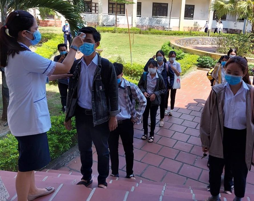 Thí sinh ở Quảng Nam thi tốt nghiệp trong lúc bệnh COVID-19 Quảng Nam diễn biến phức tạp