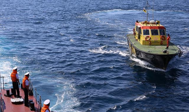 Tàu Indonesia bắt giữ 12 ngư dân Việt Nam. Ảnh minh họa