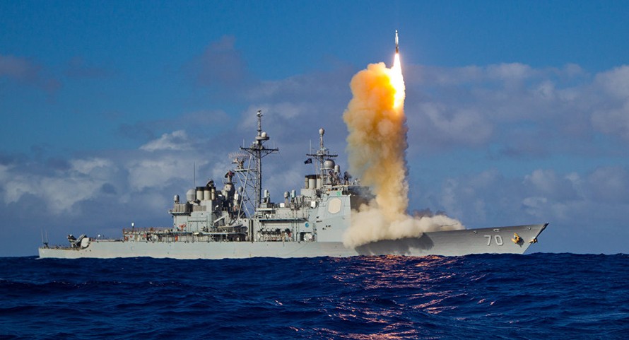 Một tên lửa tiêu chuẩn SM-3 được phóng từ tàu USS Lake Erie. Ảnh: Hải quân Mỹ