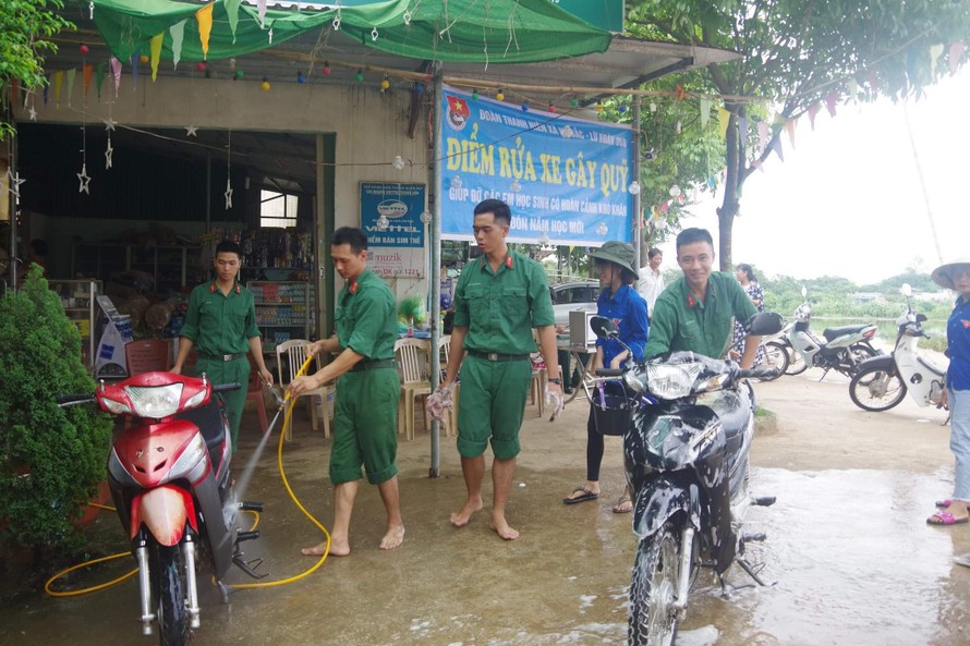 Mô hình điểm rửa xe gây quỹ thực hiện trên địa bàn xã Hà Bắc, tỉnh Thanh Hóa.