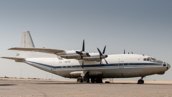 Máy bay vận tải quân sự Antonov-12. Ảnh: Global Look Press.