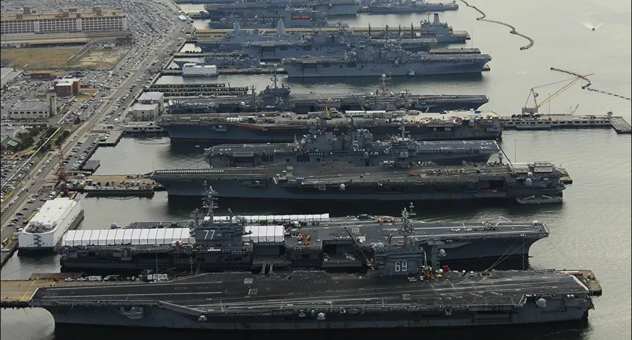 Trạm hải quân lớn nhất thế giới Norfolk nơi các tàu sân bay neo đậu. Ảnh: Hải quân Mỹ