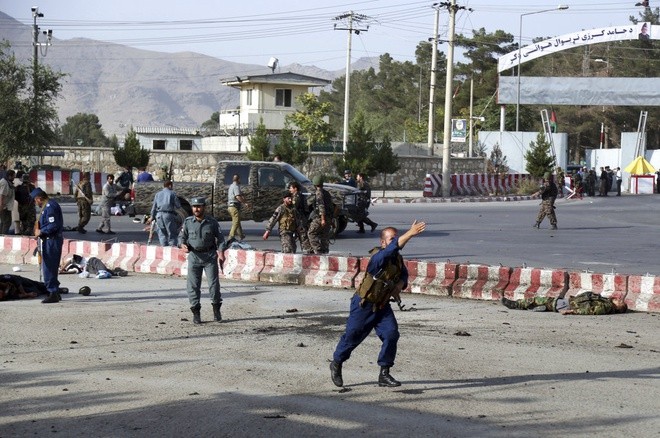 Các cuộc tấn công xảy ra ở Afghanistan hôm 12/5 làm ít nhất 37 người chết. Ảnh: AP.