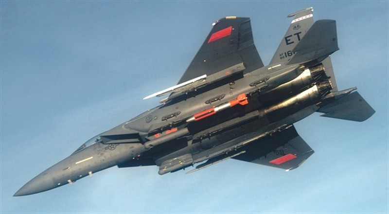 F-15E phóng thành công bom hạt nhân B61-12 mới của Mỹ