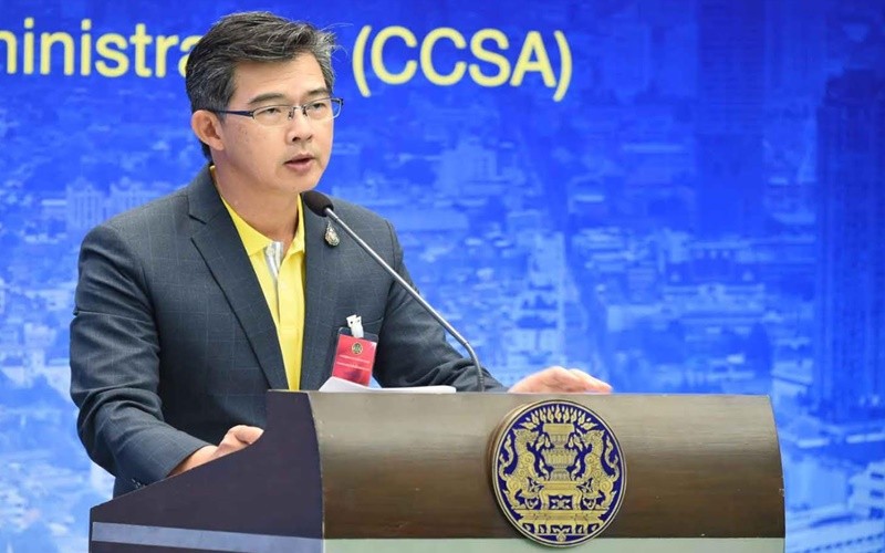 Người phát ngôn Trung tâm quản lý tình hình Covid-19 của Thái Lan, Tiến sĩ Taweesilp Visanuyothin. Ảnh: CCSA