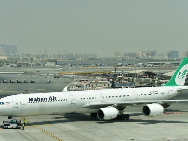 Một máy bay hành khách của hãng Mahan Air (Iran).