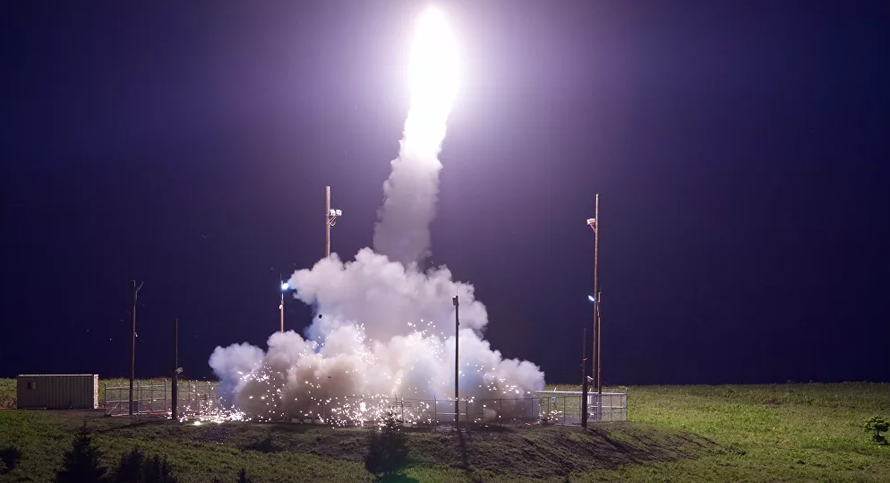 Hệ thống đánh chặn phòng thủ tầm cao giai (THAAD) trong một cuộc thử nghiệm. Ảnh: Cơ quan phòng thủ tên lửa Mỹ