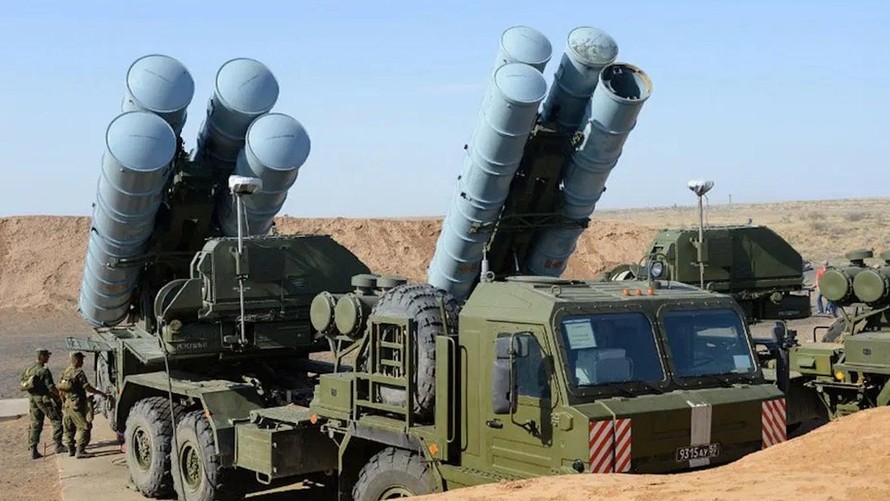 Hệ thống phòng không S-400 do Nga sản xuất.