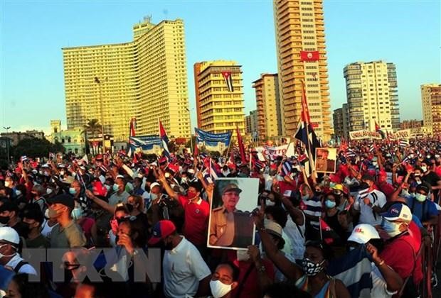 THẾ GIỚI 24H: Hàng vạn người dân Cuba míttinh quyết tâm bảo vệ thành quả cách mạng