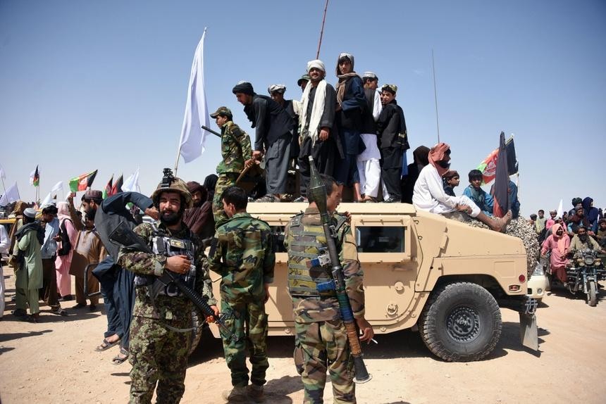 Kể từ đầu tháng 5, lực lượng Taliban đã khởi động một đợt tấn công mới. Ảnh: New York Times.