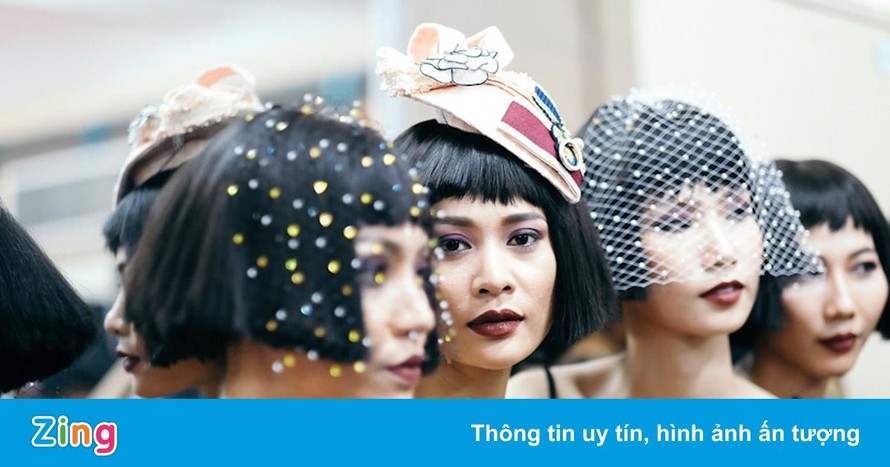 Cuộc sống của người mẫu Việt sau 4 tháng không có show