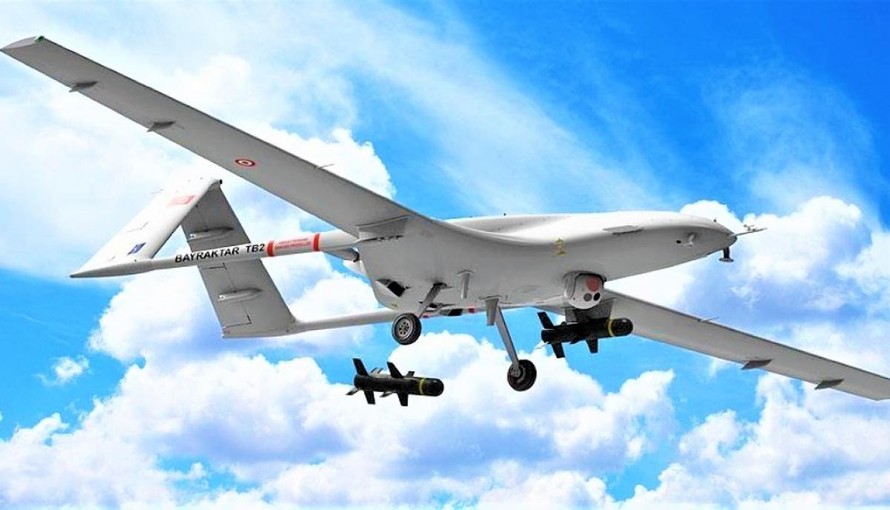 UAV ‘sát thủ’ Bayraktar TB2 của Ukraine lần đầu không kích mục tiêu ở Donbass