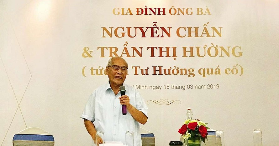 Ông Nguyễn Chấn tại cuộc họp báo.