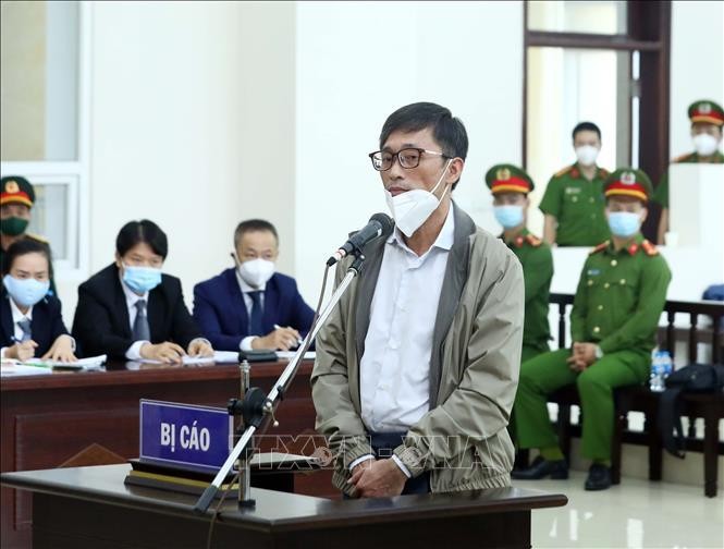 Bị cáo Nguyễn Duy Linh tại phiên toà ngày 5/11. Ảnh: TTXVN