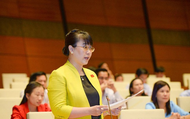 Bà Nguyệt Hường bị bãi nhiệm vì lý do quốc tịch và không kê khai tài sản ở nước ngoài