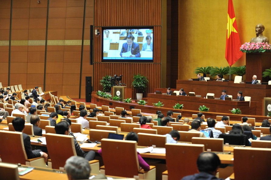 Quốc hội thông qua Nghị quyết về dự toán ngân sách năm 2017.