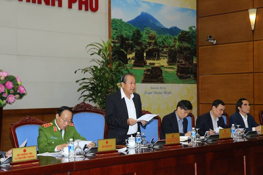 Phó Thủ tướng Thường trực Chính phủ Trương Hoà Bình phát biểu tại phiên họp. Ảnh VGP