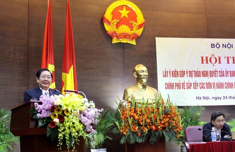 Bộ trưởng Lê Vĩnh Tân phát biểu tại hội thảo