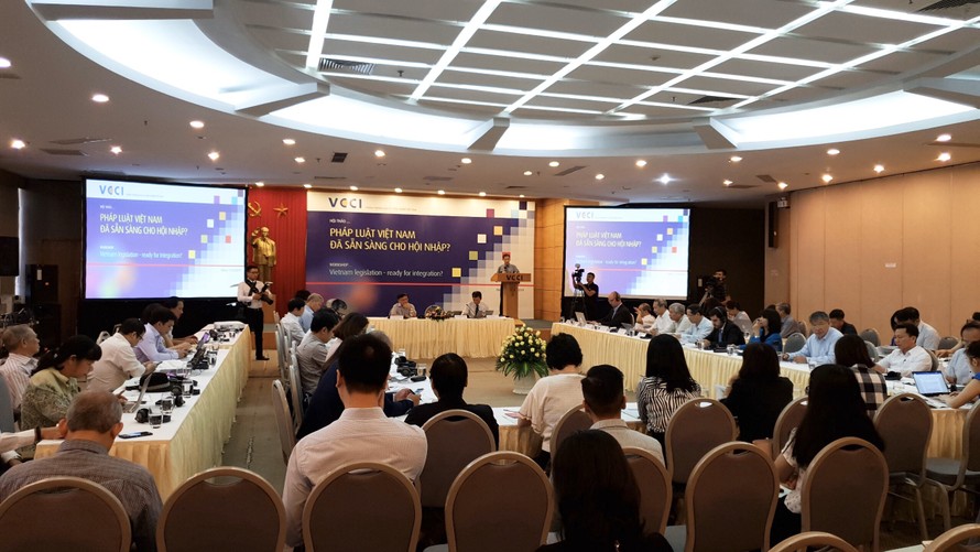 Quang cảnh hội thảo do Phòng Thương mại và Công nghiệp Việt Nam (VCCI) tổ chức ngày 17/10