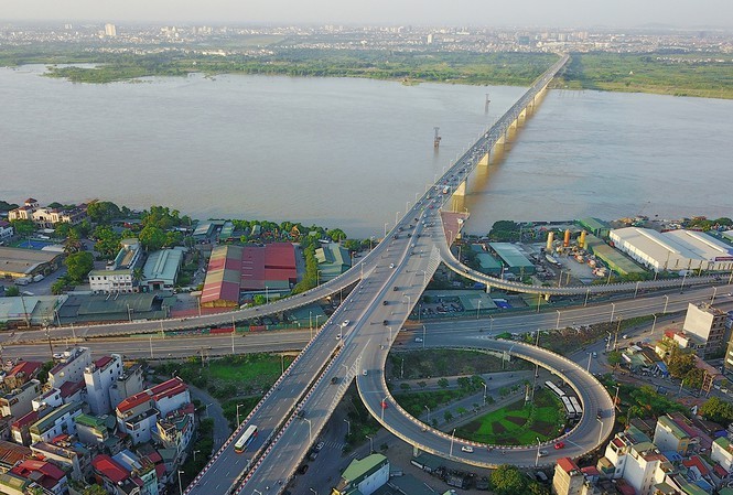 Hà Nội sẽ xây dựng thêm khoảng 10 cây cầu vượt qua sông Hồng 