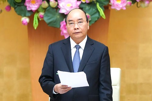 Thủ tướng Nguyễn Xuân Phúc yêu cầu UBND các tỉnh, thành phố quyết định áp dụng các biện pháp phòng, chống dịch phù hợp.