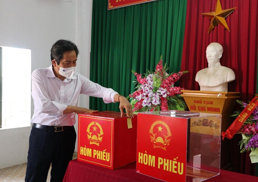 Thứ trưởng Trần Anh Tuấn kiểm tra công tác chuẩn bị bầu cử tại tỉnh Lạng Sơn