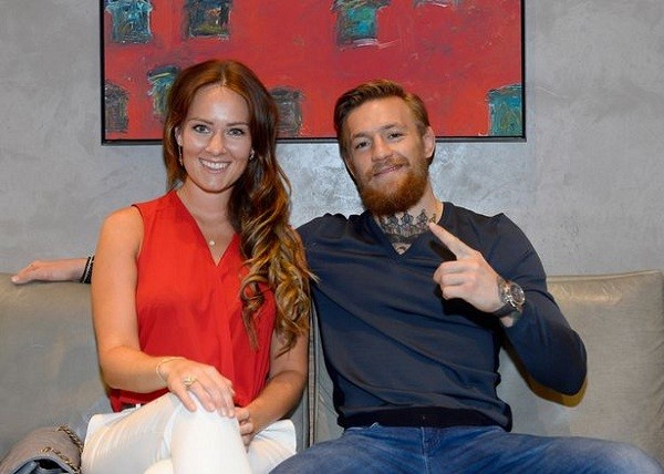 Conor McGregor và Dee Devlin quen và yêu nhau từ trước khi chàng võ sĩ này “bén duyên” với UFC.
