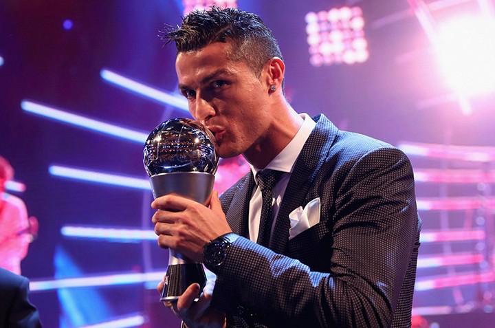Giành giải Cầu thủ hay nhất FIFA, Ronaldo nói gì?