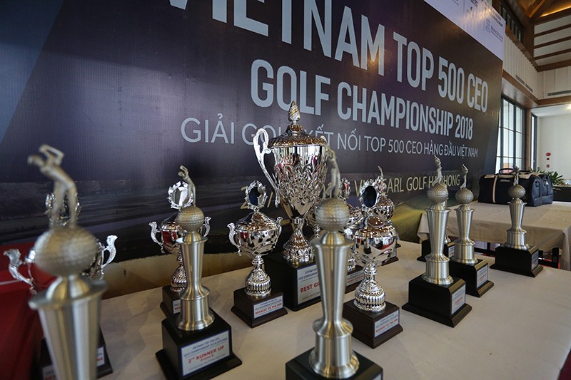 Golfer Hồ Văn Hùng vô địch giải golf VCG 500 2018