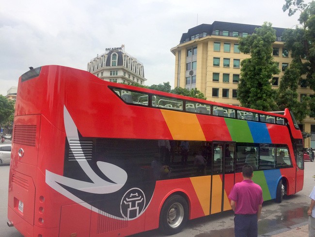 Lộ trình diễu hành của U23 Việt Nam trên xe buýt 2 tầng