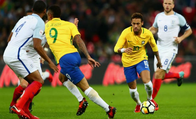 Ngôi sao Neymar thề cùng Brazil vô địch World Cup