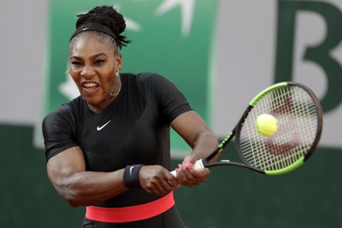 Serena đại chiến Sharapova tại vòng 4 Roland Garros