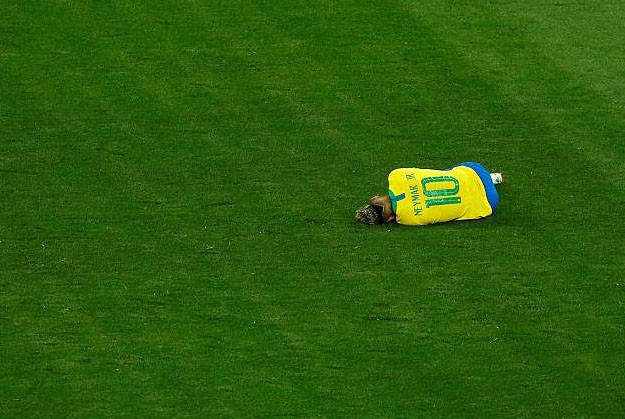 Neymar bị 'chặt chém' nhiều nhất tại World Cup