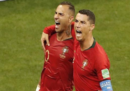 Tin nhanh: Bồ Đào Nha và Tây Ban Nha cùng đi tiếp, Ronaldo khoái chí